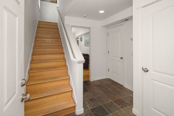 8504 Stone Ave N Seattle – Upgrade Realty7