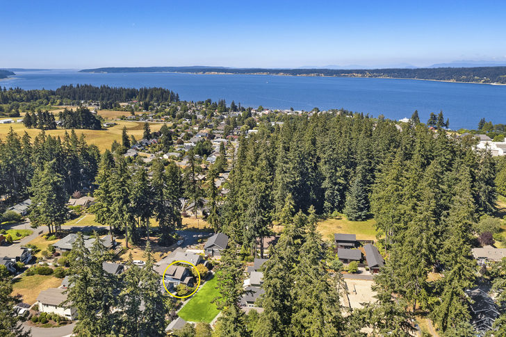 1086 Village Loop Langley, WA 98260 – Upgrade Realty25