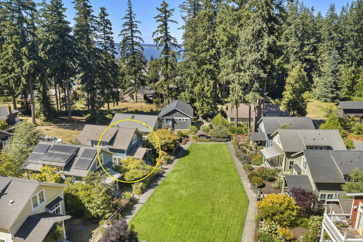 1086 Village Loop Langley, WA 98260 – Upgrade Realty31