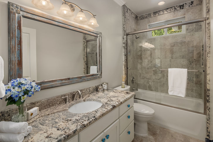 29505 NE 52nd st Carnation &#8211; Upgrade Realty10