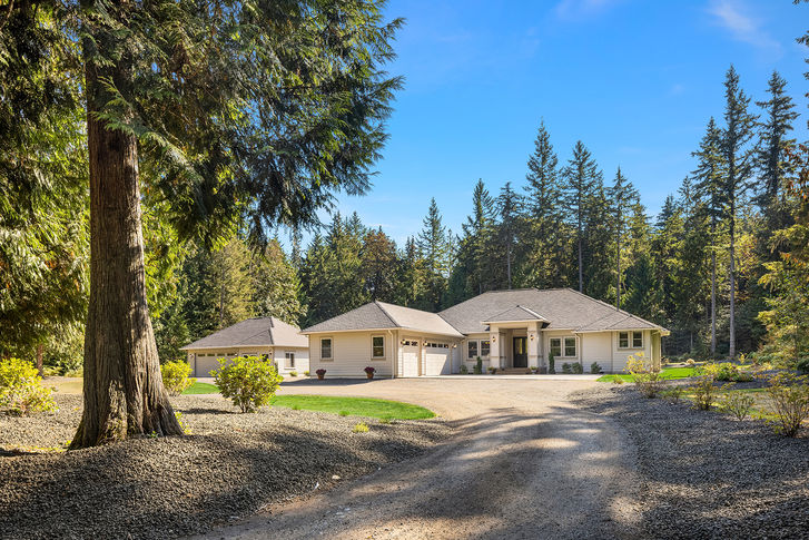 29505 NE 52nd st Carnation &#8211; Upgrade Realty23