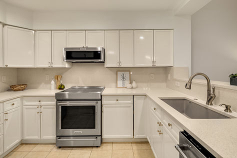 Le Chateau &#8211; Upgrade Realty11