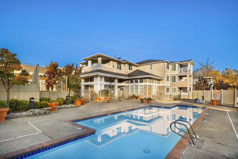 Le Chateau &#8211; Upgrade Realty3