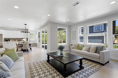 14106 6th Ave SW Burien – Upgrade Realty15