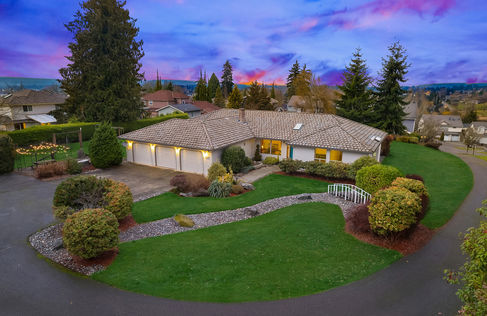 Upgrade Realty Aerial Sunnyside MSV