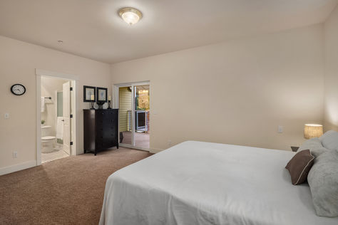 1722 264th Ave NE Redmond – Upgrade Realty12