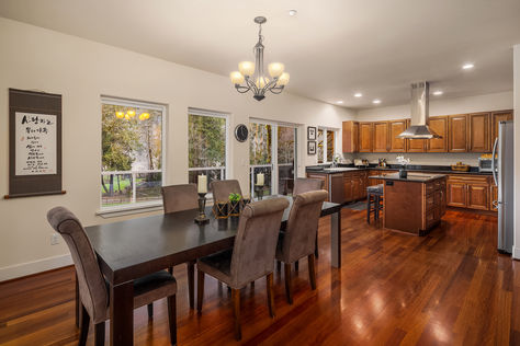 1722 264th Ave NE Redmond – Upgrade Realty15