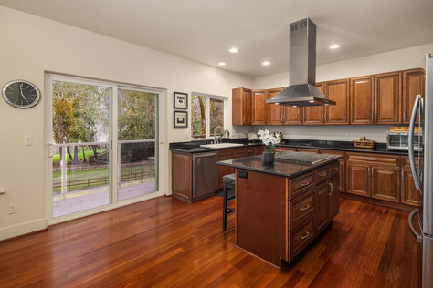 1722 264th Ave NE Redmond – Upgrade Realty16