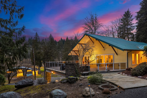 1722 264th Ave NE Redmond – Upgrade Realty30