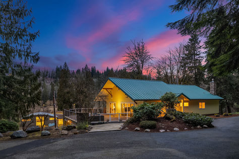 1722 264th Ave NE Redmond – Upgrade Realty31