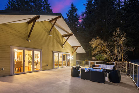 1722 264th Ave NE Redmond – Upgrade Realty38