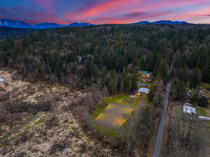 1722 264th Ave NE Redmond – Upgrade Realty40