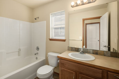 27124 105th Pl SE Kent – Upgrade Realty28