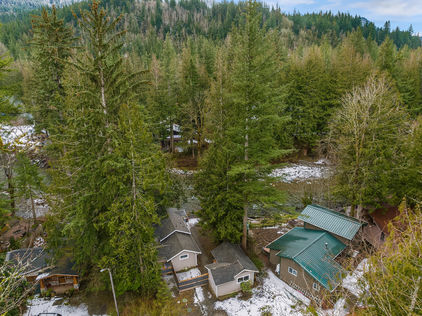 47413 SE 160th St North Bend &#8211; Upgrade Realty25