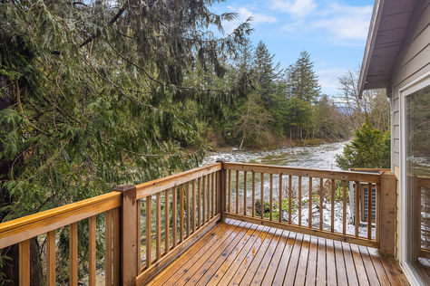 47413 SE 160th St North Bend &#8211; Upgrade Realty5