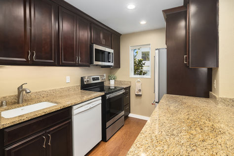 5025 California Ave SW 206 Seattle &#8211; Upgrade Realty13