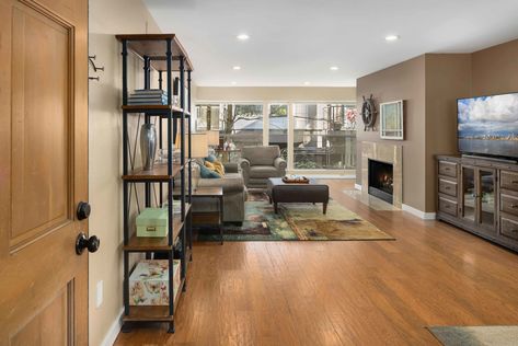 5025 California Ave SW 206 Seattle &#8211; Upgrade Realty15