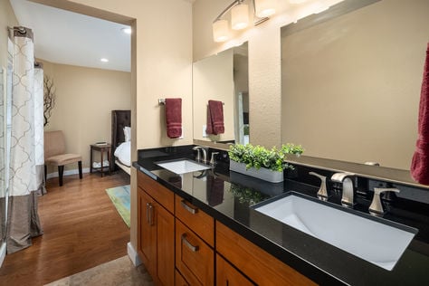 5025 California Ave SW 206 Seattle &#8211; Upgrade Realty6