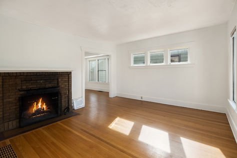 5214 Green Lake Way N Seattle &#8211; Upgrade Realty10