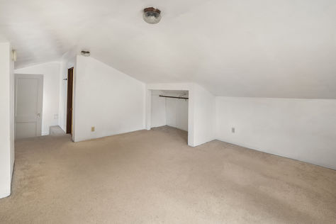 5214 Green Lake Way N Seattle &#8211; Upgrade Realty21