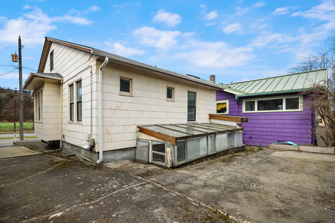 5214 Green Lake Way N Seattle &#8211; Upgrade Realty26