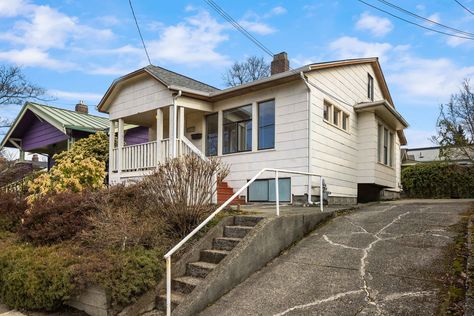 5214 Green Lake Way N Seattle &#8211; Upgrade Realty27