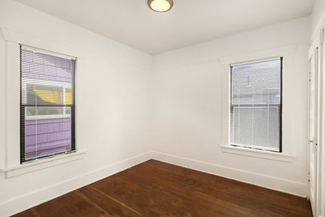 5214 Green Lake Way N Seattle &#8211; Upgrade Realty3