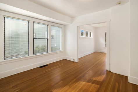 5214 Green Lake Way N Seattle &#8211; Upgrade Realty8