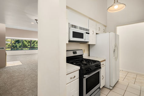 10919 GLen Acres Dr S #D Seattle &#8211; Upgrade Realty11