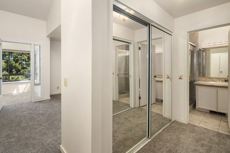 10919 GLen Acres Dr S #D Seattle &#8211; Upgrade Realty17