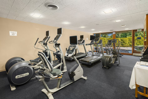 10919 GLen Acres Dr S #D Seattle &#8211; Upgrade Realty33