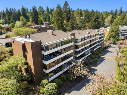 10919 GLen Acres Dr S #D Seattle &#8211; Upgrade Realty39