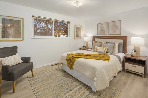 2344 NE 128th St Seattle – Upgrade Realty32