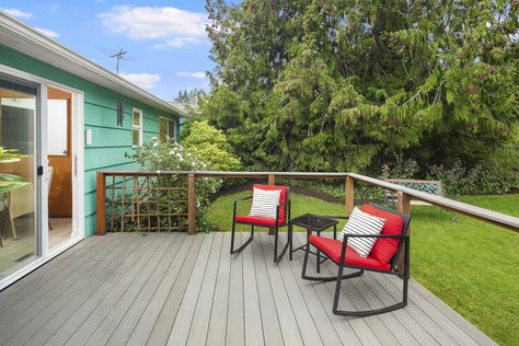 2344 NE 128th St Seattle – Upgrade Realty4