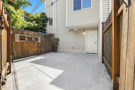 2629 SW Nevada St 103 Seattle &#8211; Upgrade Realty24