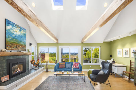 6035 White Deer Ln Freeland &#8211; Upgrade Realty17