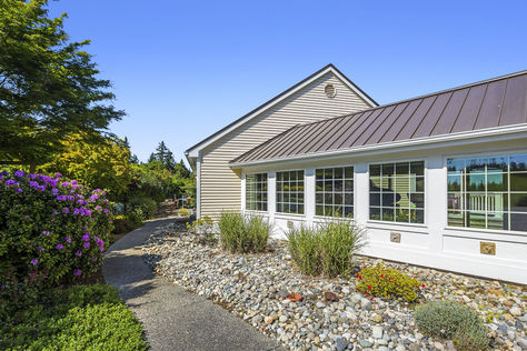 6035 White Deer Ln Freeland &#8211; Upgrade Realty22