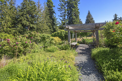 6035 White Deer Ln Freeland &#8211; Upgrade Realty25