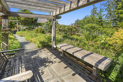 6035 White Deer Ln Freeland &#8211; Upgrade Realty27