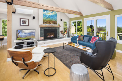 6035 White Deer Ln Freeland &#8211; Upgrade Realty5