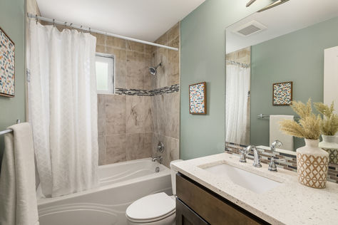 12029 36th Ave NE Seattle – Upgrade Realty22