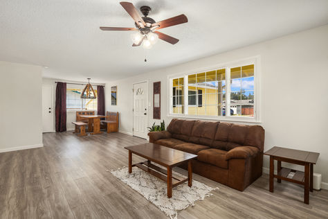 24404 14th Ave S Des Moines- Upgrade Realty21