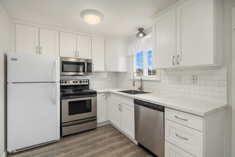 24404 14th Ave S Des Moines- Upgrade Realty24