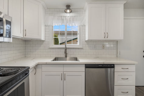 24404 14th Ave S Des Moines- Upgrade Realty25