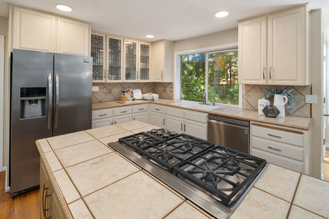 26015 SE 34th St Sammamish – Upgrade Realty13
