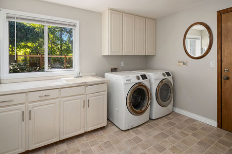 26015 SE 34th St Sammamish – Upgrade Realty20