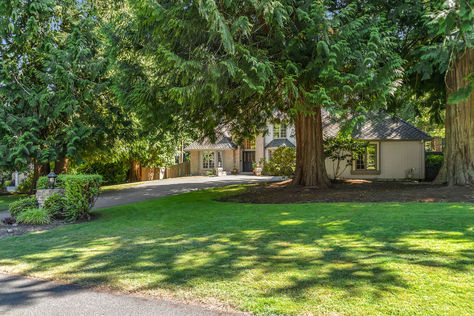 26015 SE 34th St Sammamish – Upgrade Realty3
