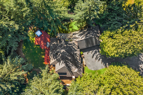 26015 SE 34th St Sammamish – Upgrade Realty39