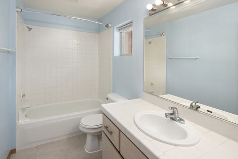 9520 1st Ave NE C302 Seattle – Upgrade Realty15