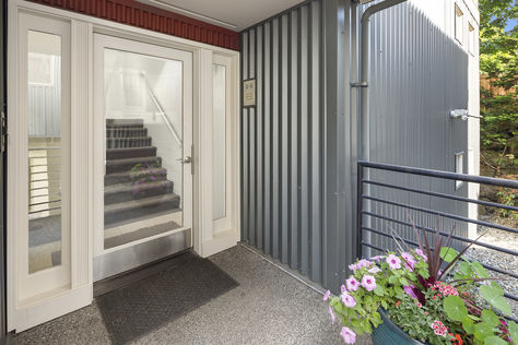 9520 1st Ave NE C302 Seattle – Upgrade Realty20